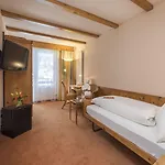 Sunstar Szálloda 4*