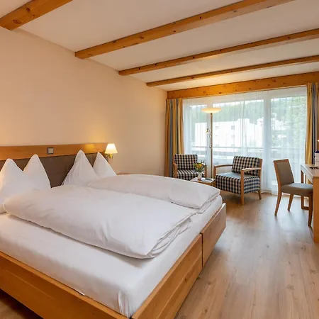 Otel Sunstar 4*