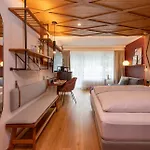 Hotel Sunstar